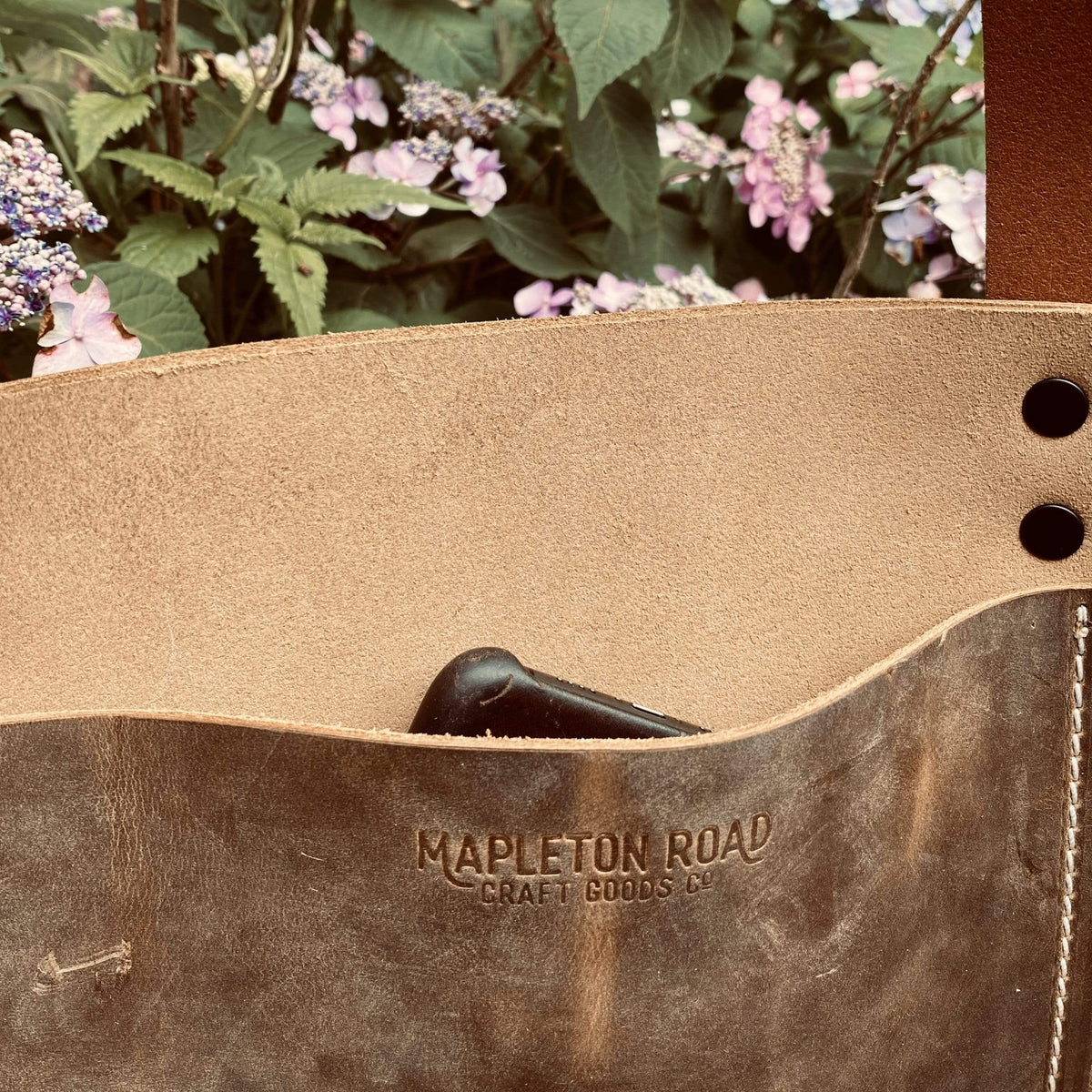 Large Tote In Crazy Horse Pull Up Leather Mapleton Road